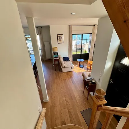 Maison D'exception Face A La